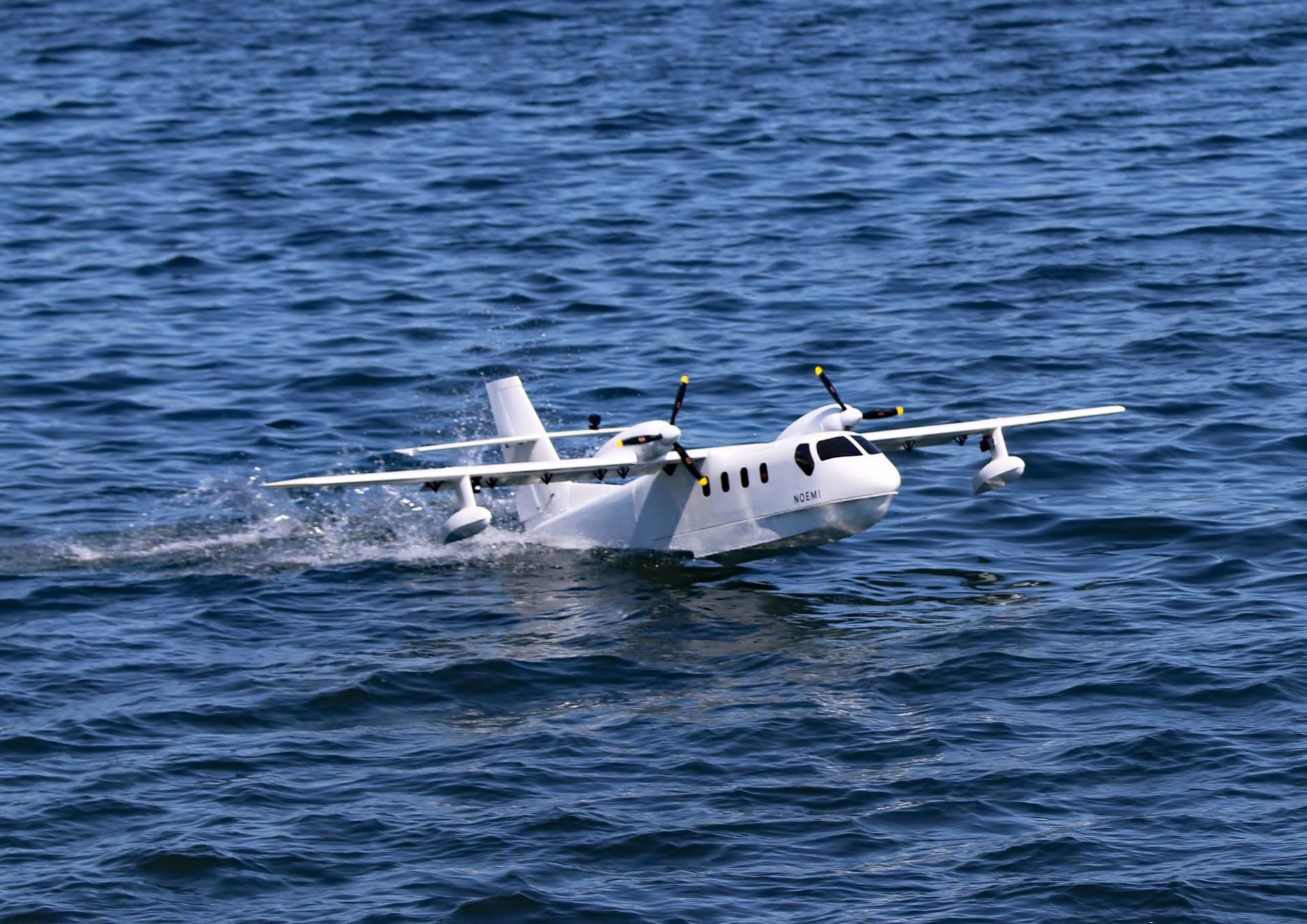 Design of Auxiliary Wing Floats